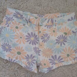 No Boundaries Floral Shorts Womens Size 15 Pastel Daisy Print Stretch Cotton